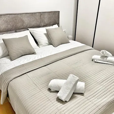 Lux Nina&martina' New 2025- Free Garage Parking Apartman