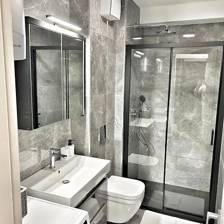 Lux Nina&martina' New 2025- Free Garage Parking Appartamento *