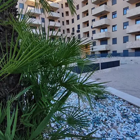 Apartment Lux Nina&martina' New 2025- Free Garage Parking *